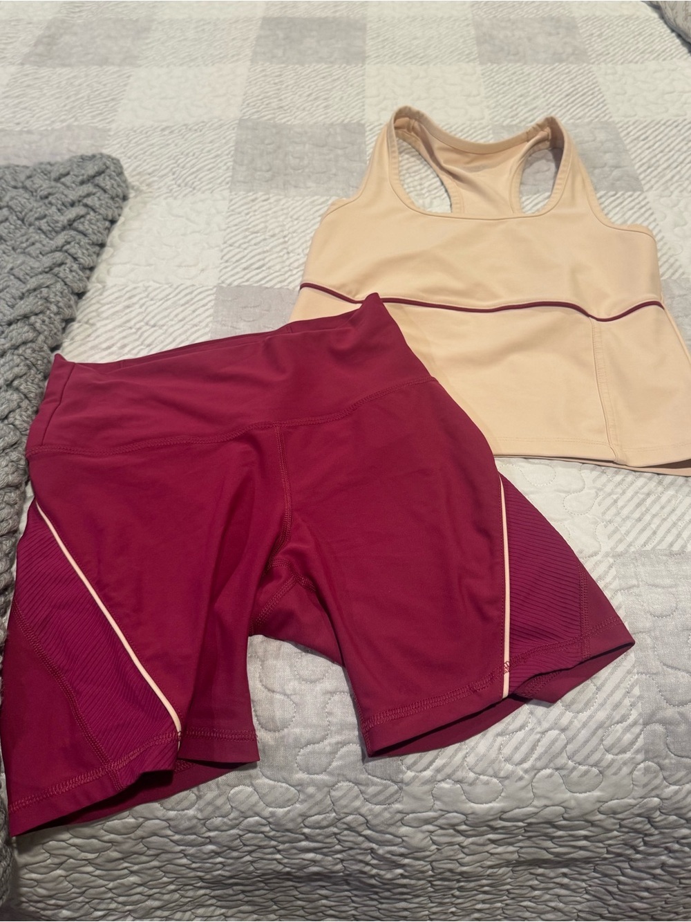 Old navy power soft set. Shorts in small, top in medium.